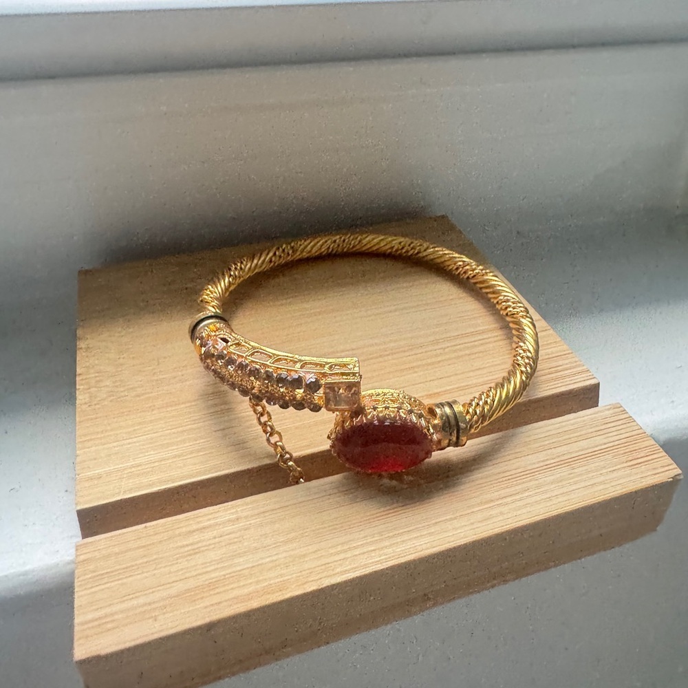 MONTY BRACELET - Picture 2 of 8